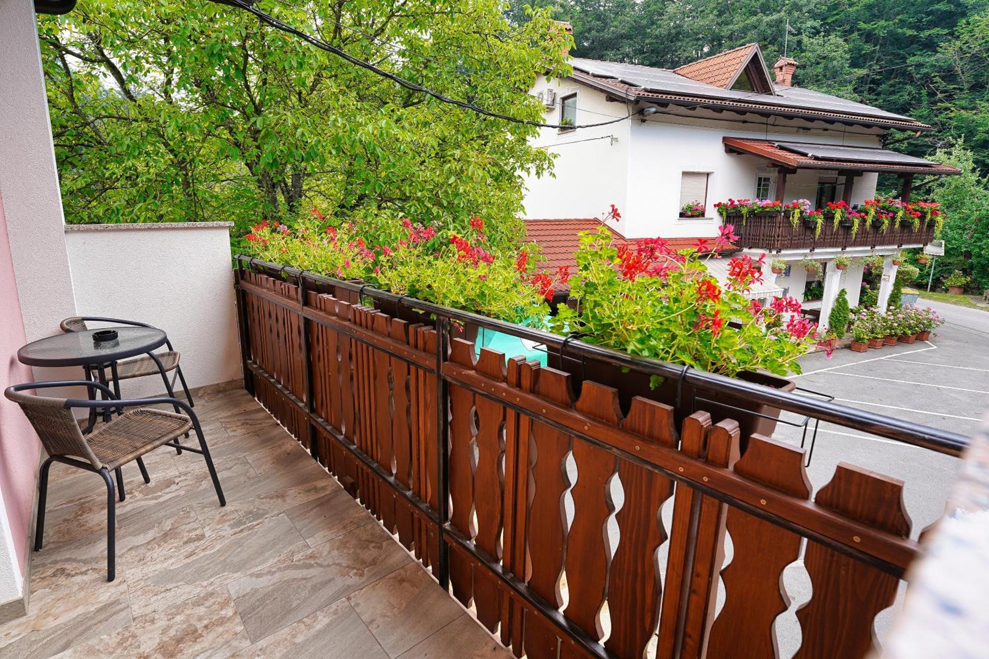 Domacija Bubec Villa Ilirska Bistrica Exterior foto